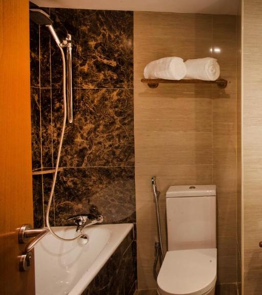 DoubleTree By Hilton Zanzibar - Stone Town Hotel Bath Room